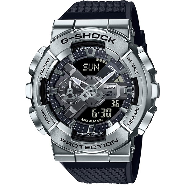 CASIO 腕時計 G-SHOCK メタルカバード GM-110-1AJF メンズ 4549526279980